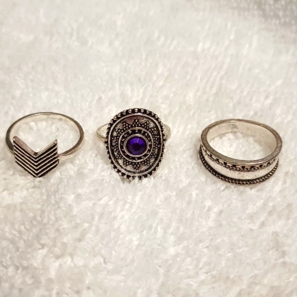 Rings - Picture 3 of 6
